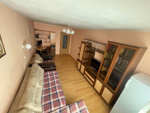 2-к квартира, 3/5 эт., 60м²