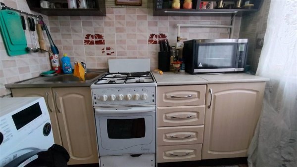 2-к квартира, 5/5 эт., 38м²