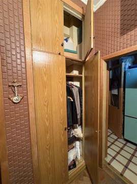 3-к квартира, 4/5 эт., 71м²