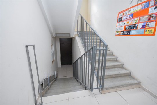 2-к квартира, 1/3 эт., 51м²