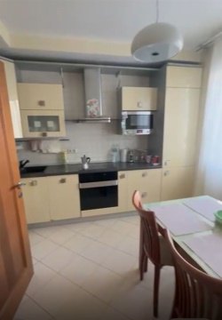 3-к квартира, 14/23 эт., 53м²