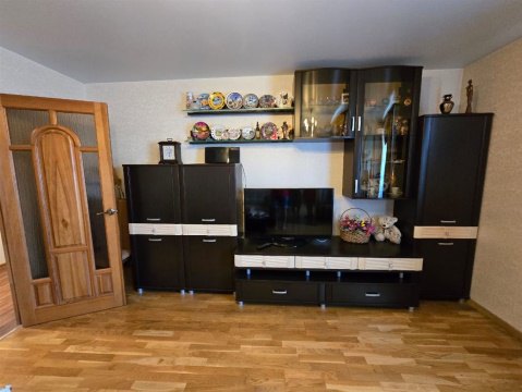 3-к квартира, 4/9 эт., 60м²
