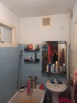 2-к квартира, 4/5 эт., 40м²
