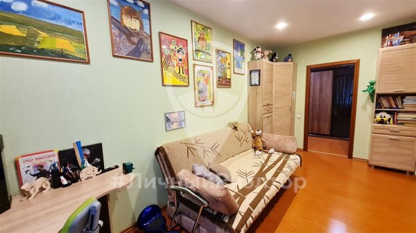 4-к квартира, 1/4 эт., 120м²