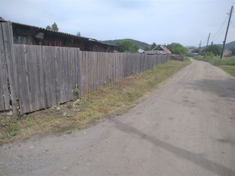 Дом 21000м², участок 21 сот.