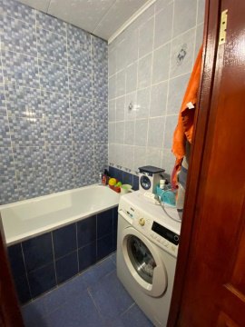 3-к квартира, 10/10 эт., 64м²