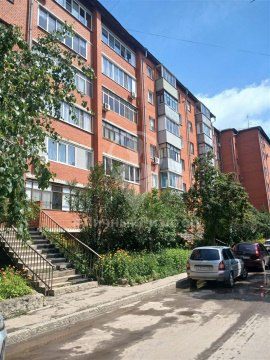 2-к квартира, 2/6 эт., 47м²