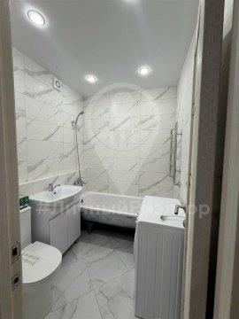 1-к квартира, 5/7 эт., 42м²