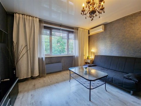 1-к квартира, 2/12 эт., 38м²