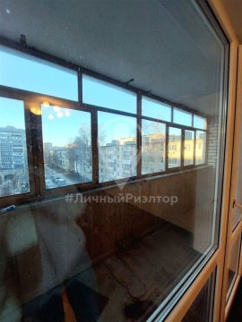 2-к квартира, 5/10 эт., 61м²