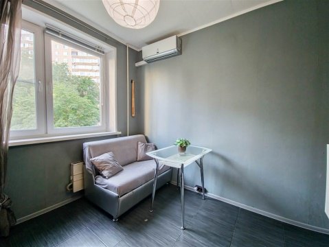 1-к квартира, 2/12 эт., 38м²