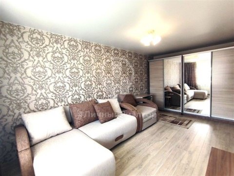 1-к квартира, 1/2 эт., 28м²