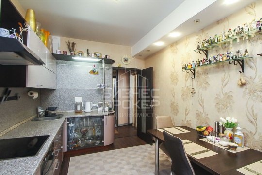 3-к квартира, 17/17 эт., 72м²