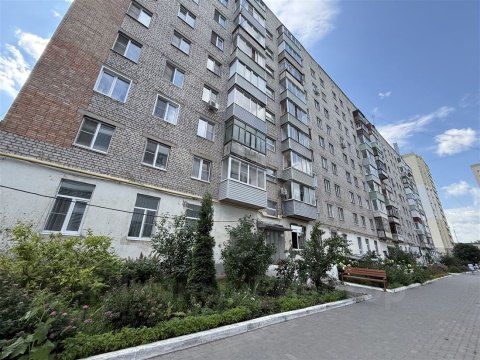 3-к квартира, 6/9 эт., 62м²