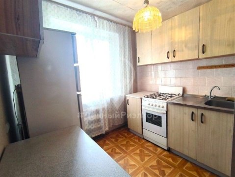 2-к квартира, 5/5 эт., 43м²