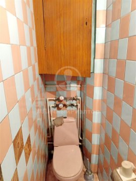 4-к квартира, 3/5 эт., 64м²