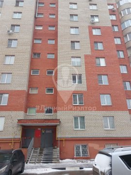 1-к квартира, 10/10 эт., 40м²