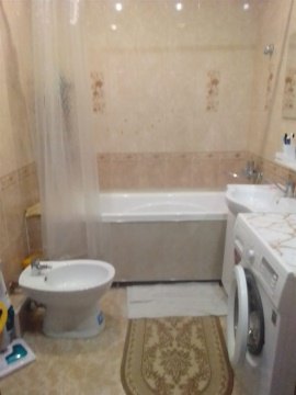 2-к квартира, 2/10 эт., 66м²