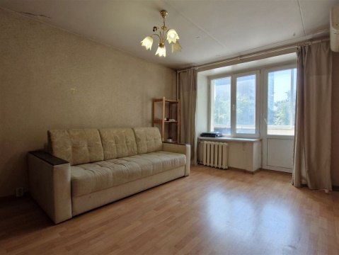 2-к квартира, 3/9 эт., 40м²