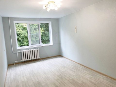1-к квартира, 1/5 эт., 33м²