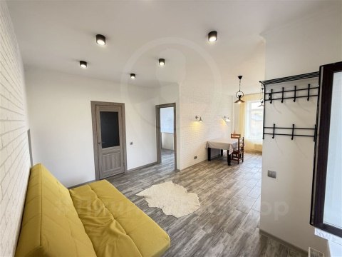 1-к квартира, 2/3 эт., 48м²