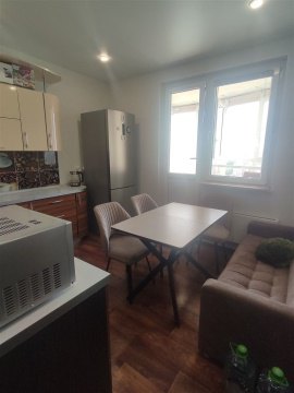 1-к квартира, 20/25 эт., 45м²