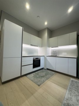 2-к квартира, 3/6 эт., 66м²