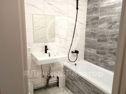 1-к квартира, 7/7 эт., 36м²