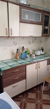 3-к квартира, 1/2 эт., 51м²