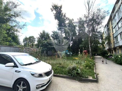 2-к квартира, 5/5 эт., 45м²