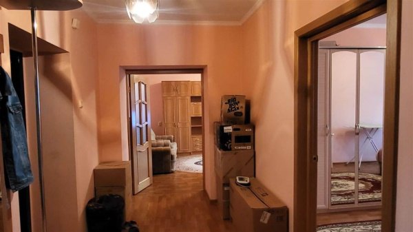 2-к квартира, 2/9 эт., 64м²