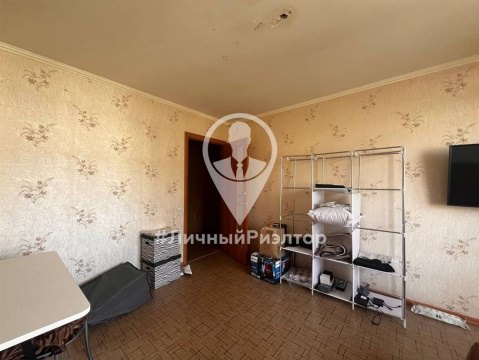 3-к квартира, 4/5 эт., 60м²