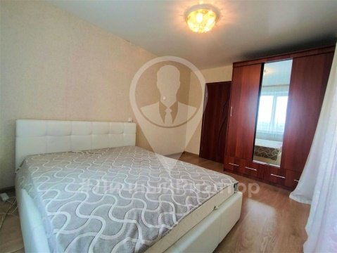2-к квартира, 9/9 эт., 52м²