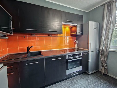 1-к квартира, 2/12 эт., 38м²