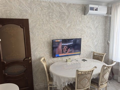 2-к квартира, 7/15 эт., 55м²