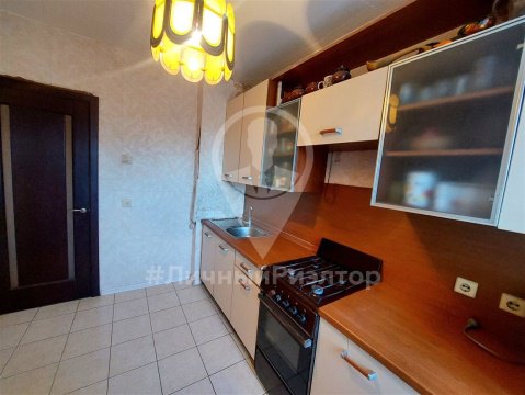 2-к квартира, 5/10 эт., 61м²