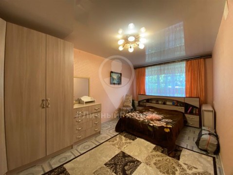 3-к квартира, 1/5 эт., 61м²