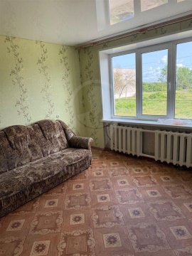 3-к квартира, 2/5 эт., 63м²