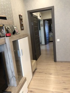 2-к квартира, 5/9 эт., 76м²