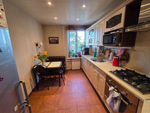 3-к квартира, 4/9 эт., 60м²