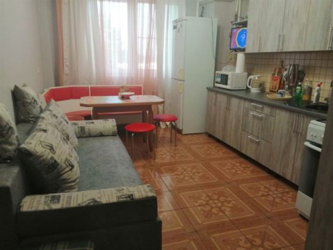 1-к квартира, 4/9 эт., 48м²