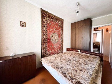 3-к квартира, 3/5 эт., 55м²