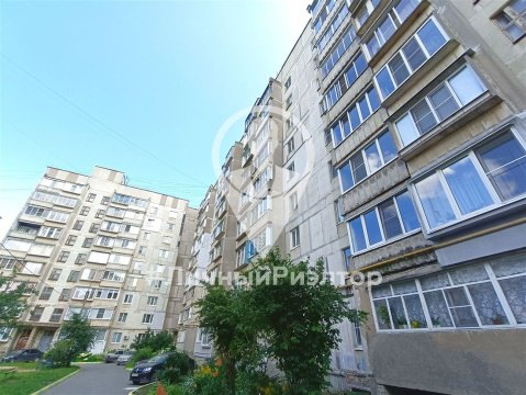 3-к квартира, 6/9 эт., 66м²