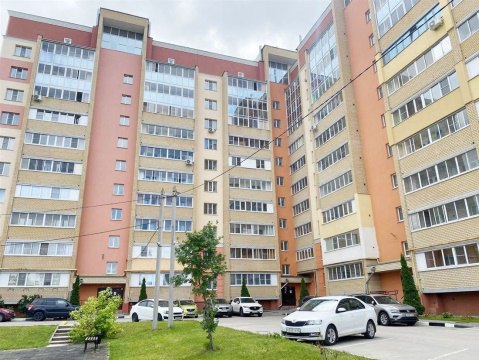 1-к квартира, 10/11 эт., 45м²