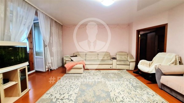 4-к квартира, 1/4 эт., 120м²