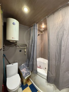 2-к квартира, 1/5 эт., 62м²