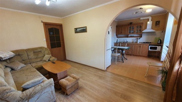 3-к квартира, 3/3 эт., 68м²