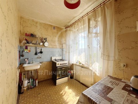 2-к квартира, 5/5 эт., 45м²