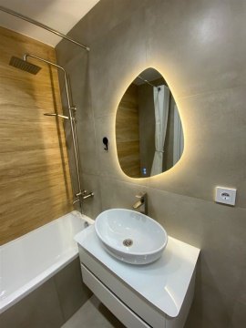 2-к квартира, 8/9 эт., 45м²