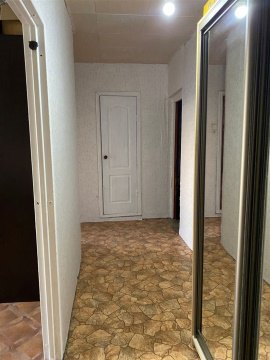 3-к квартира, 10/10 эт., 64м²